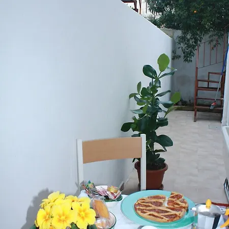 Alojamento de Acomodação e Pequeno-almoço Luna Piena Lecce