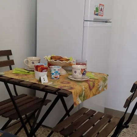 Alojamento de Acomodação e Pequeno-almoço Luna Piena